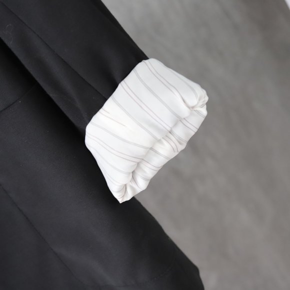 Talula Black Long Blazer - Picture 3 of 6